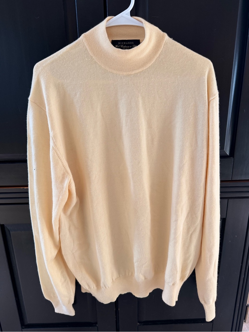 Richards Italy Wool Cashmere Silk Mock Neck Sweater | Quiet Luxury Cream Knit